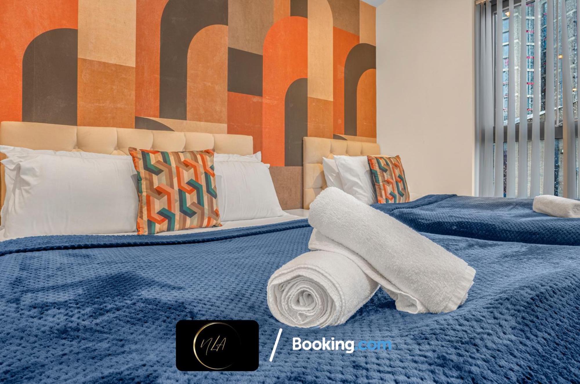 City Centre Apartment With Free Parking, 2 Bathrooms, Netflix And Wifi - Suitable For Contractors And Families - By Noor Luxury Accommodations Birmingham Bagian luar foto